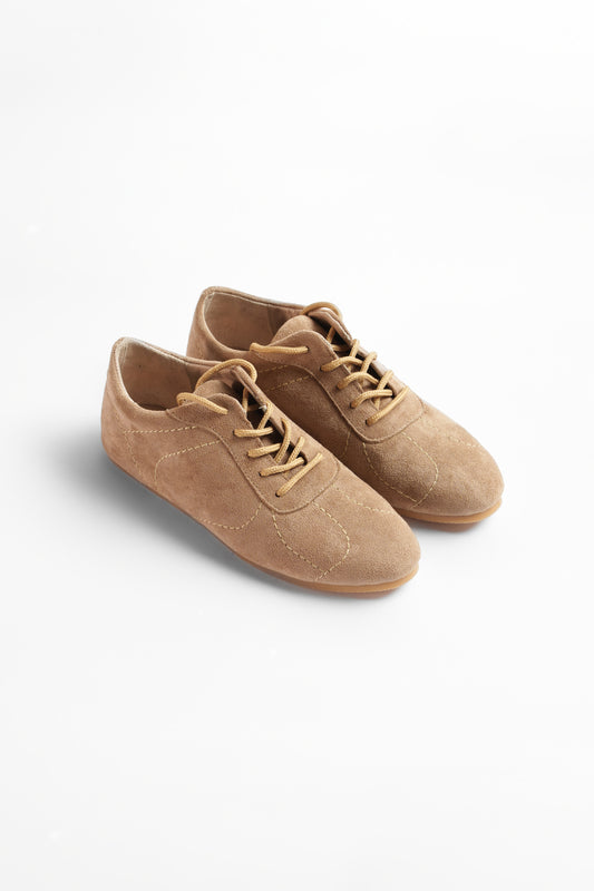 The Silent Mile Runner - Sand & Ivory